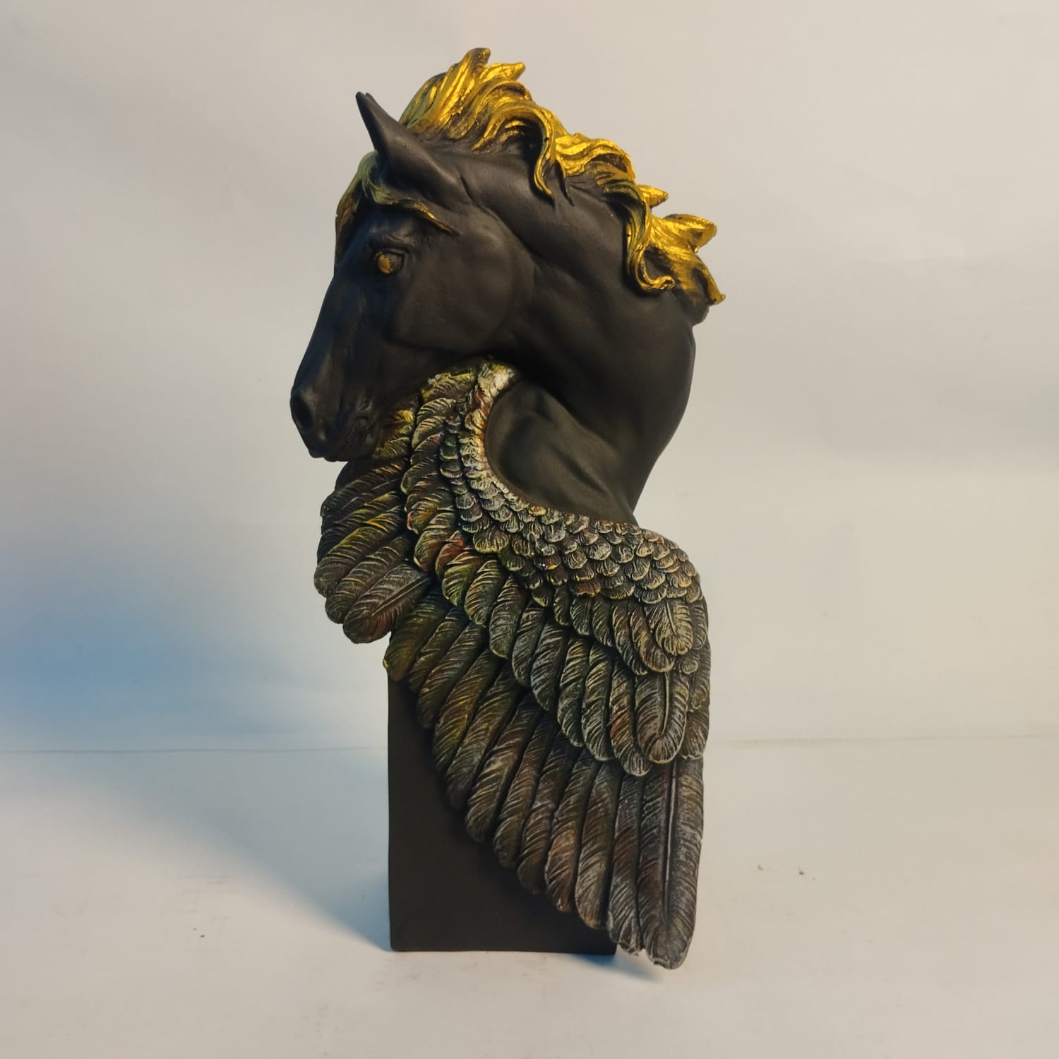 https://nauloshop.com/storage/photos/1/Category/Home Decor/Horse (3).jpeg